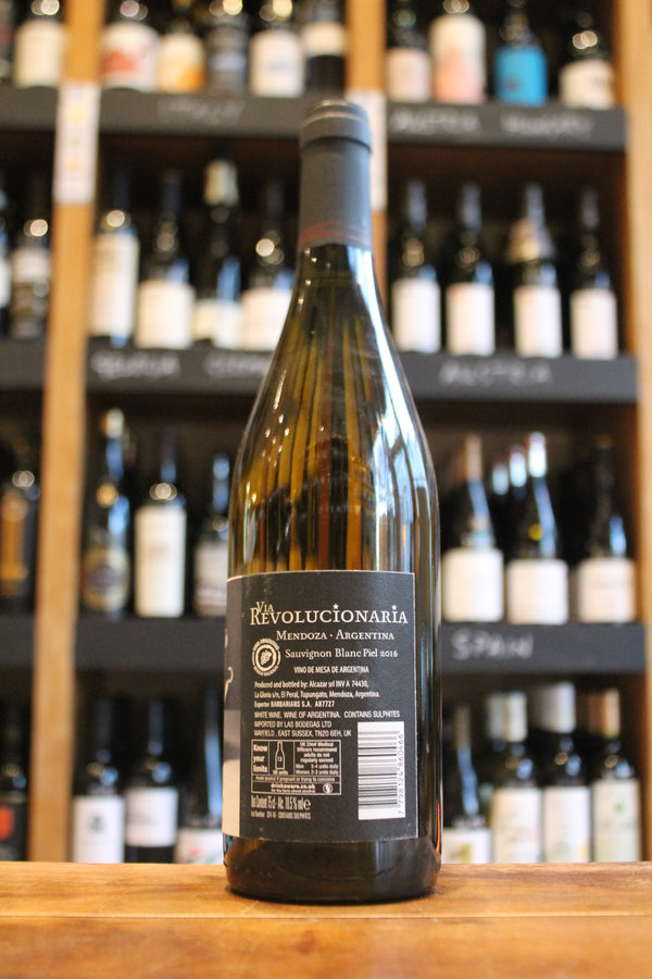 Via Revolucionaria Sauvignon Piel