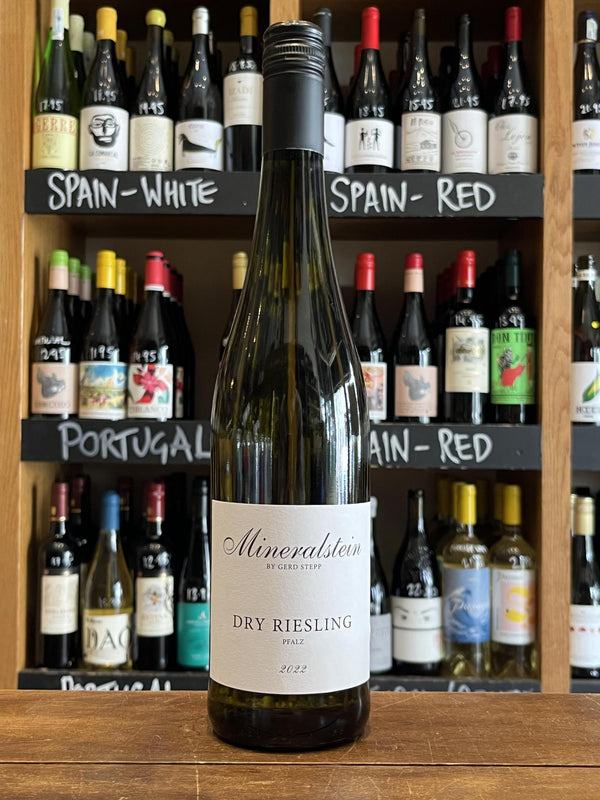 Mineralstein Dry Riesling