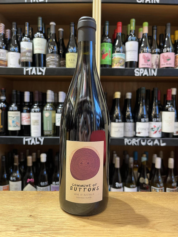 Commune of Buttons - Gloria Pinot Noir