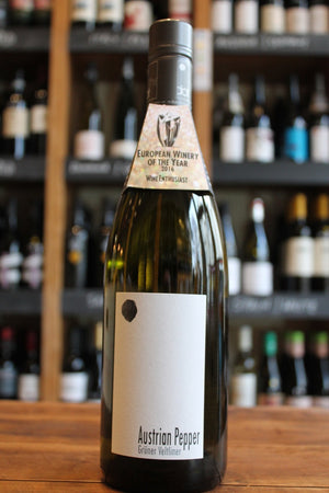 The Dot Pepper Gruner Veltliner - Seven Cellars